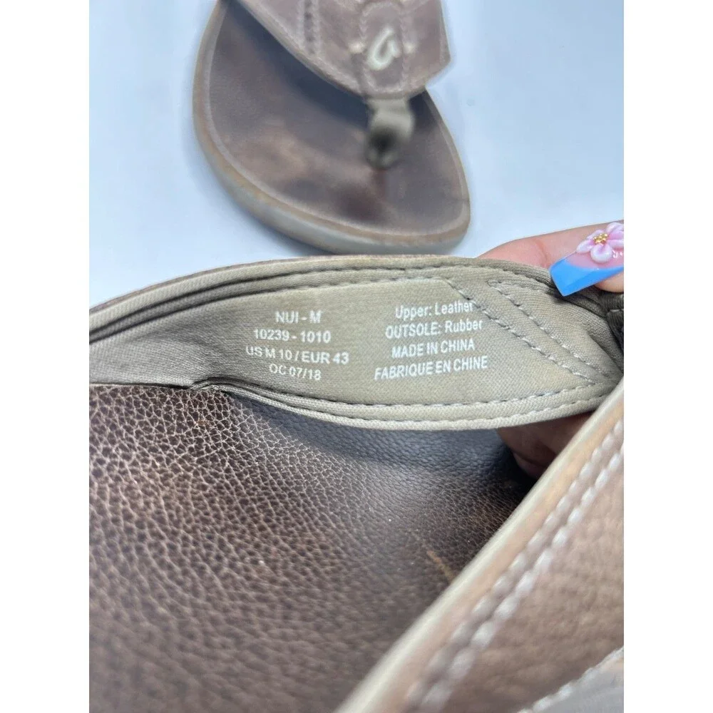 OluKai Men's Nui Brown Leather Flip Flop Sandals Men’s Size 10